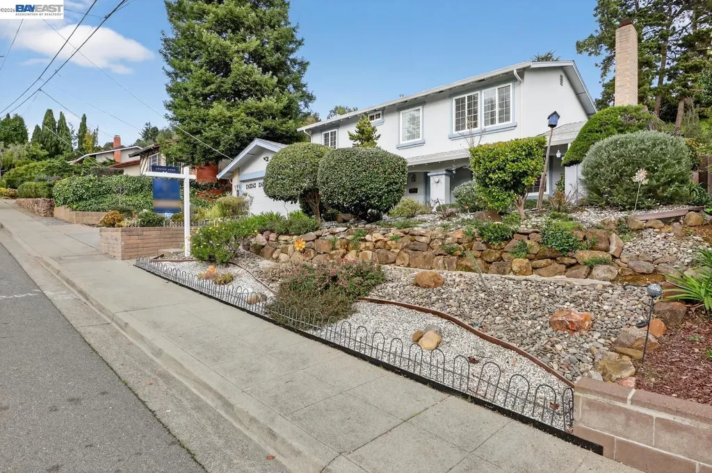 5827 Cold Water Drive Castro Valley CA 94552