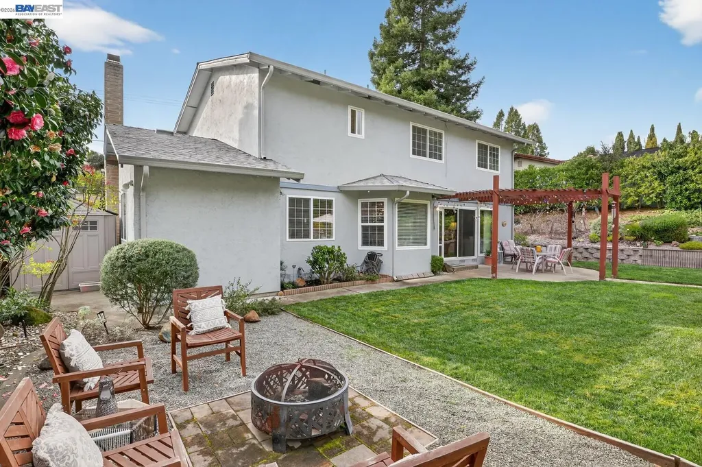 5827 Cold Water Drive Castro Valley CA 94552