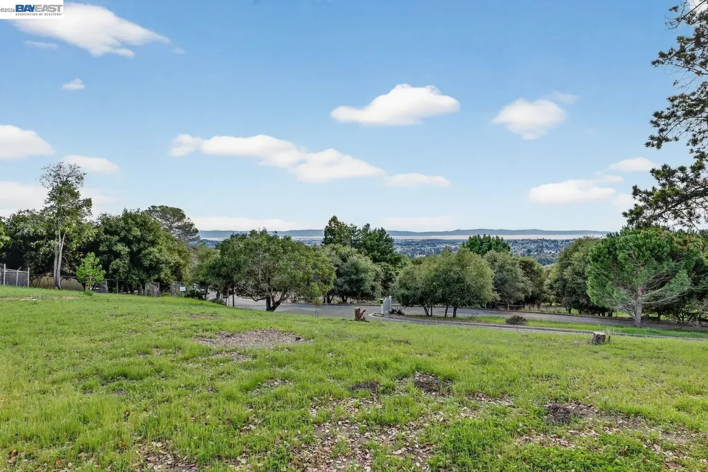 5827 Cold Water Drive Castro Valley CA 94552