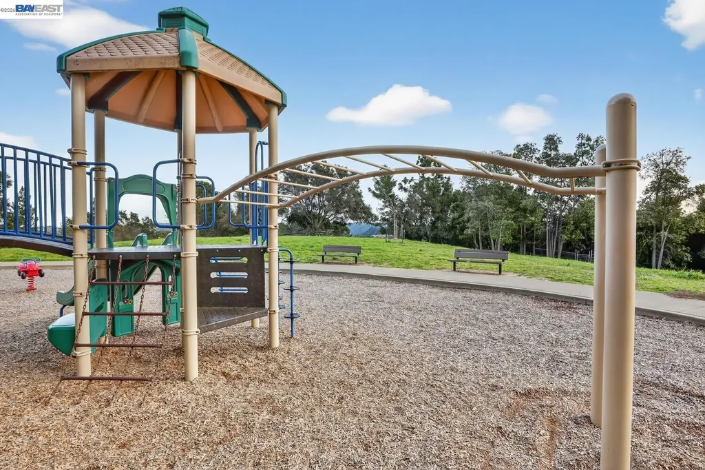 5827 Cold Water Drive Castro Valley CA 94552