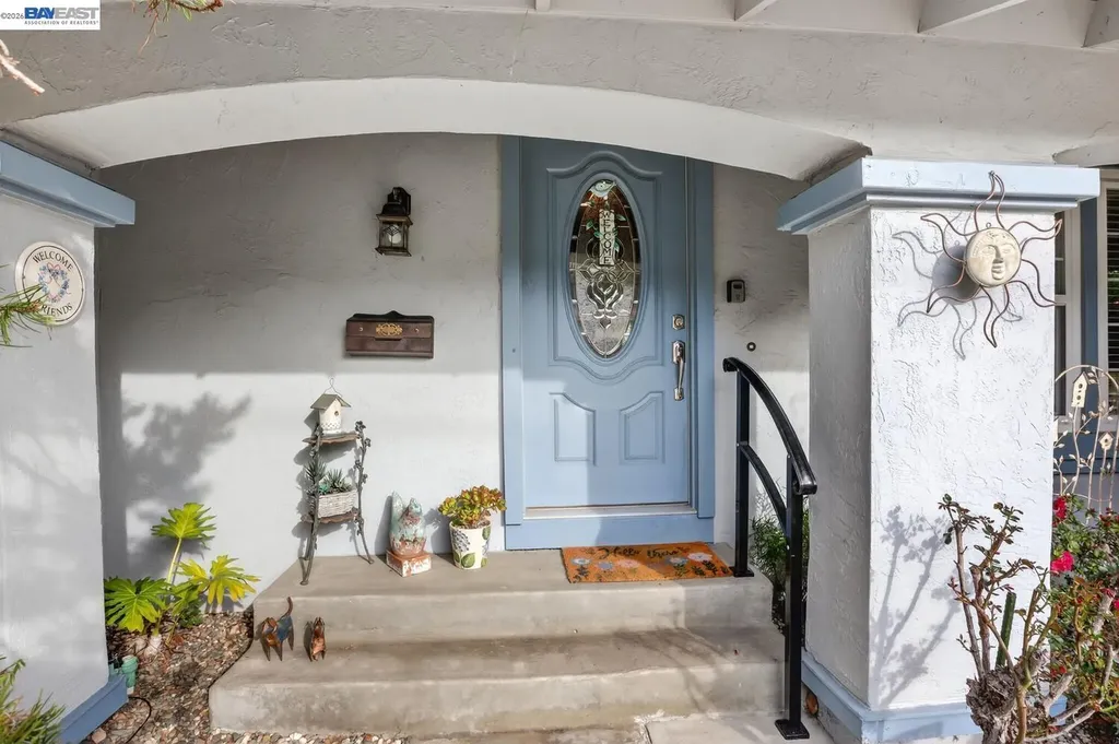 5827 Cold Water Drive Castro Valley CA 94552