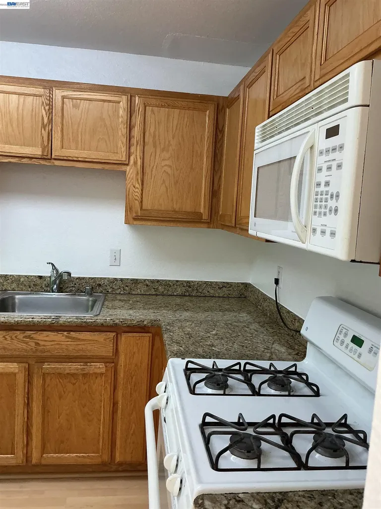 1366 Callen Street Vacaville CA 95688