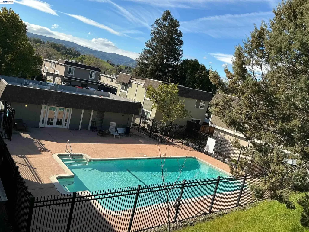 1366 Callen Street Vacaville CA 95688