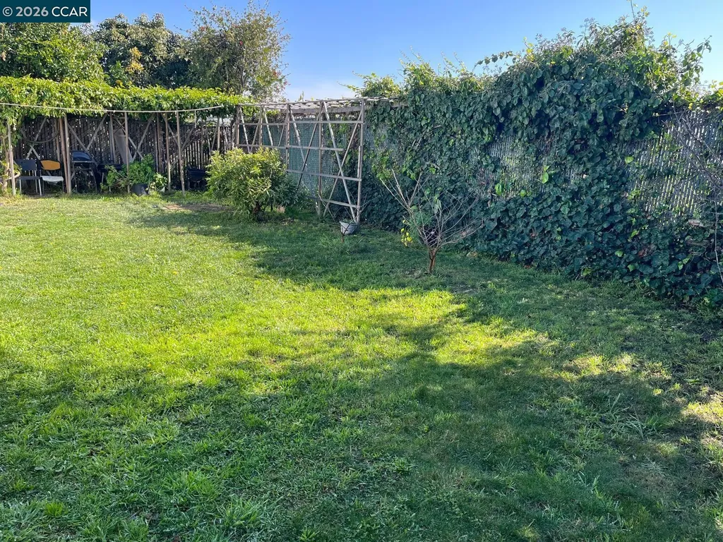 1078 Via Enrico San Lorenzo CA 94580