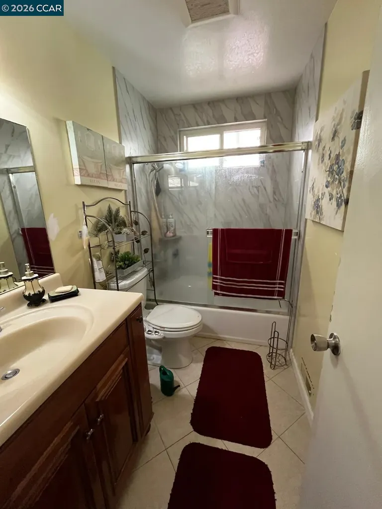 1078 Via Enrico San Lorenzo CA 94580