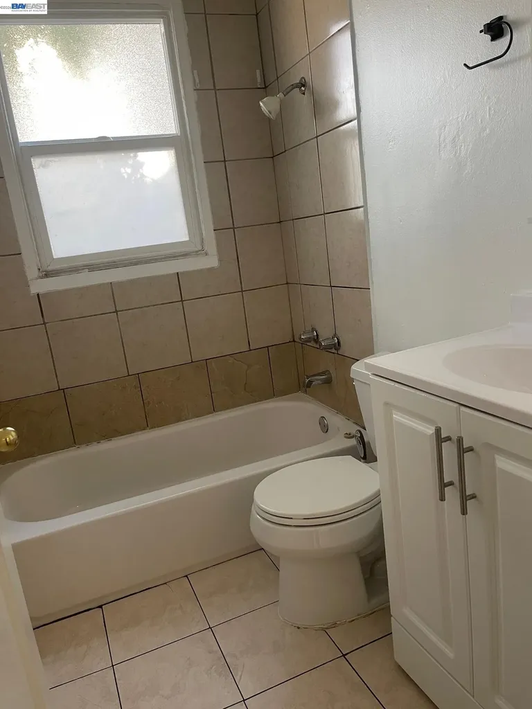 22622 2nd Street Hayward CA 94541