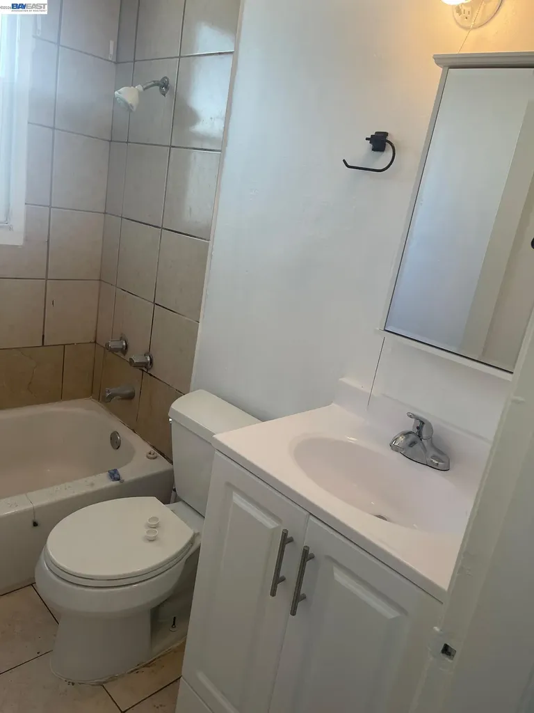 22622 2nd Street Hayward CA 94541