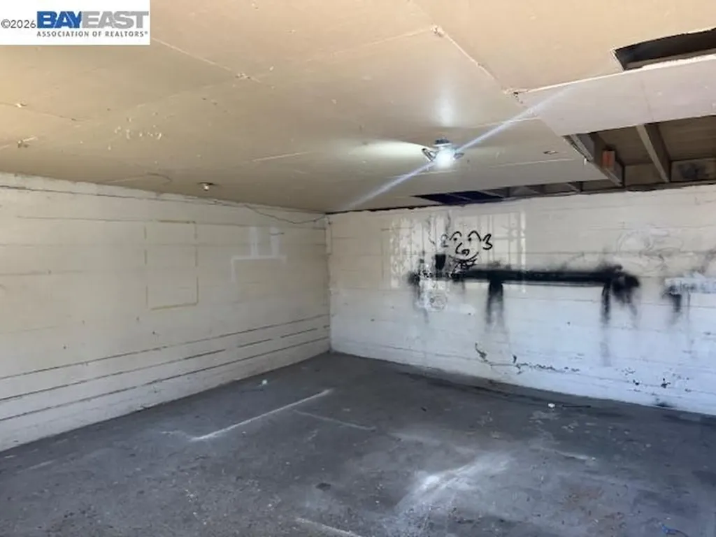 22622 2nd Street Hayward CA 94541