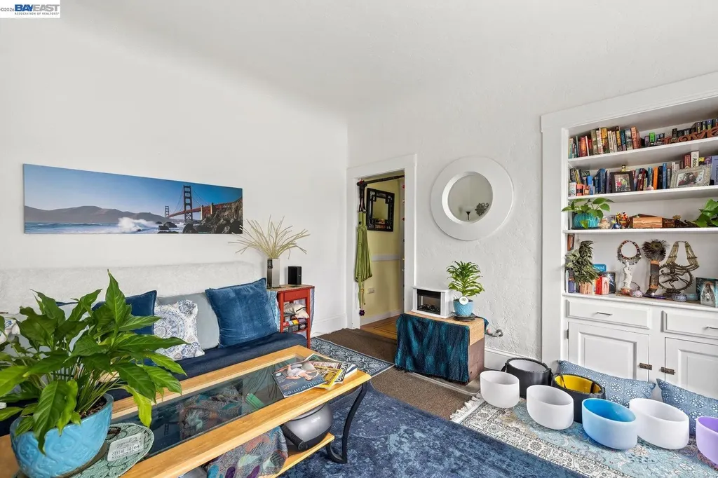 1527 8th Street Alameda CA 94501