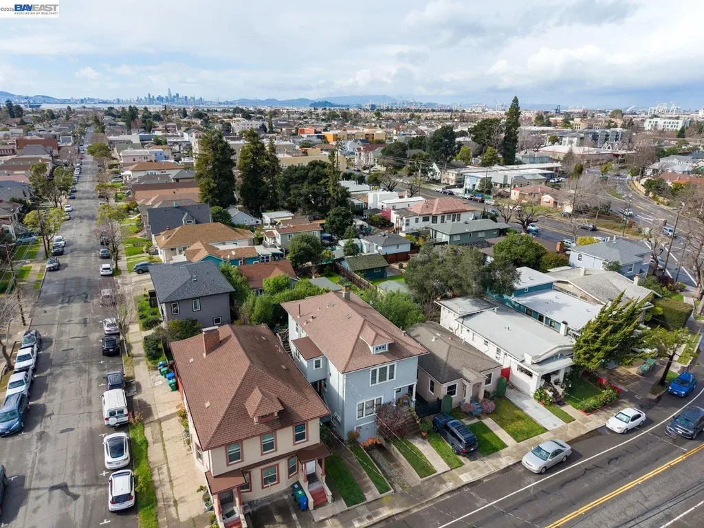 1527 8th Street Alameda CA 94501