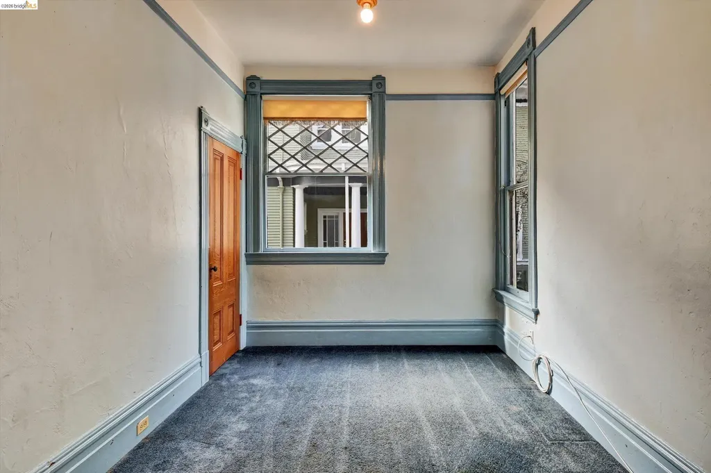 1822 Clinton Avenue Alameda CA 94501