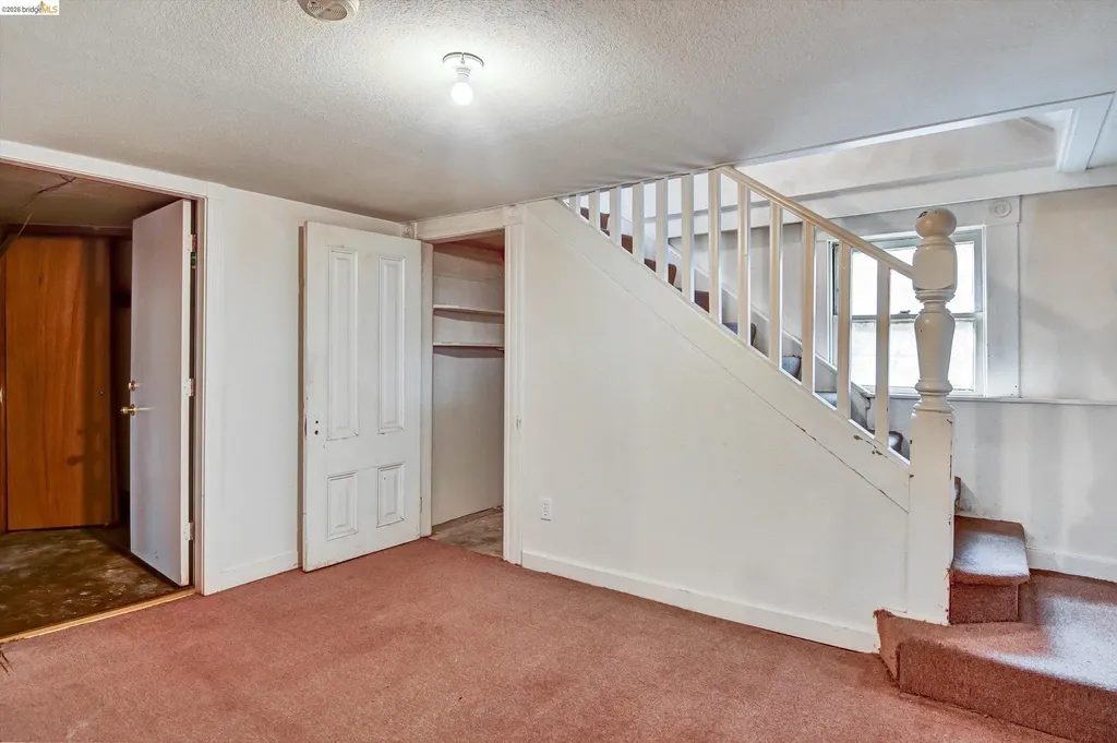 1822 Clinton Avenue Alameda CA 94501