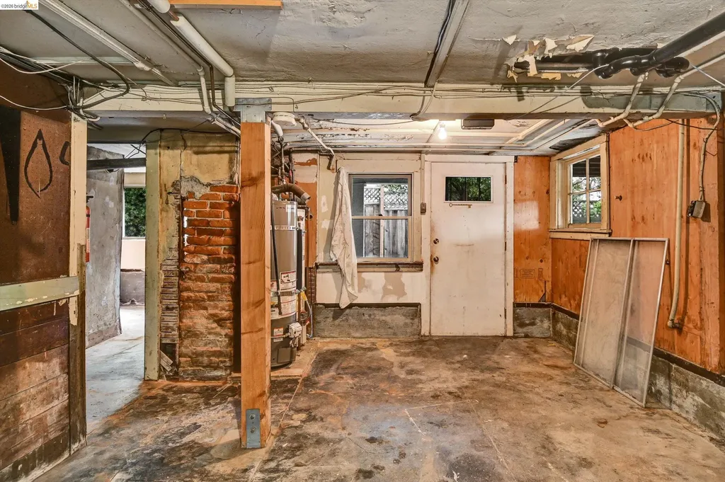 1822 Clinton Avenue Alameda CA 94501