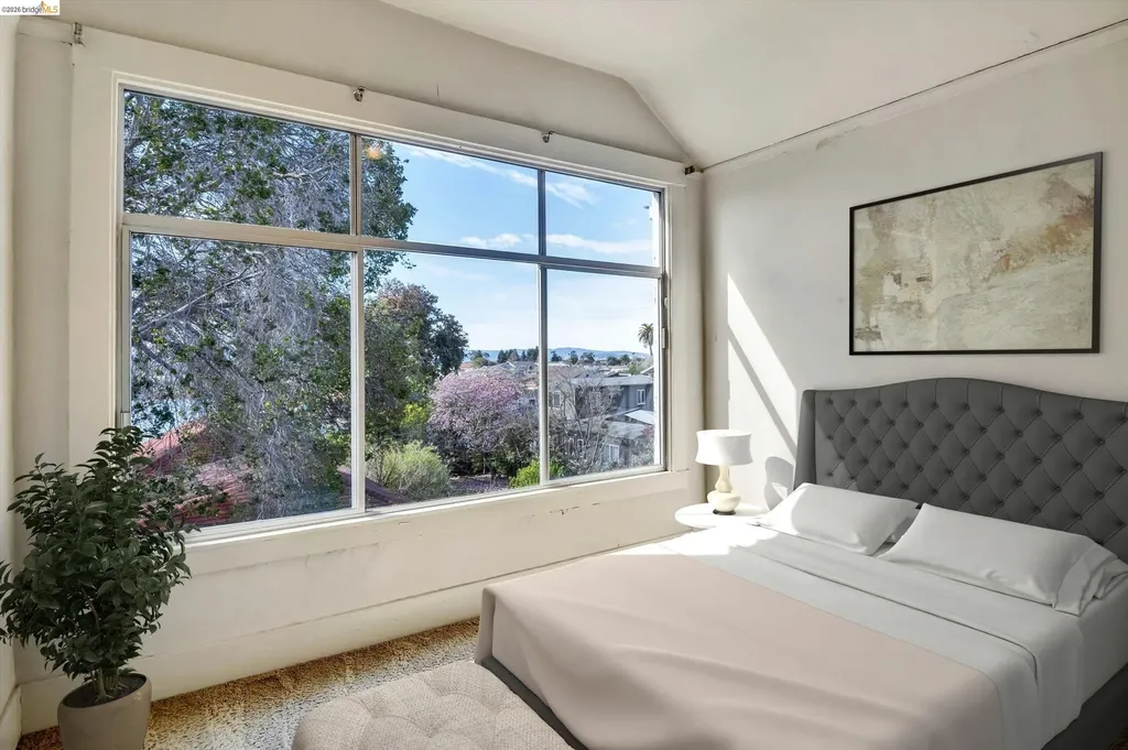 1822 Clinton Avenue Alameda CA 94501