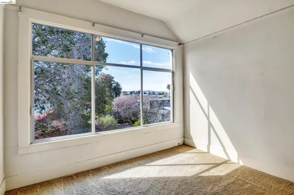 1822 Clinton Avenue Alameda CA 94501