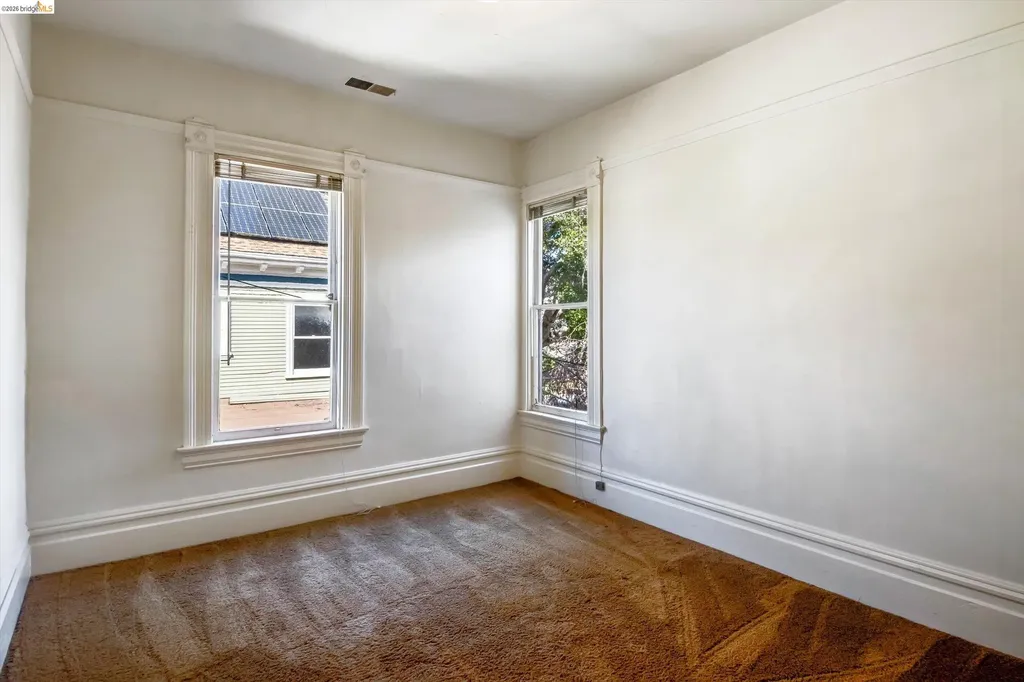 1822 Clinton Avenue Alameda CA 94501