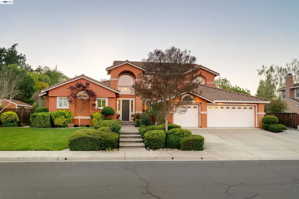 1635 Embassy Circle Livermore CA 94550