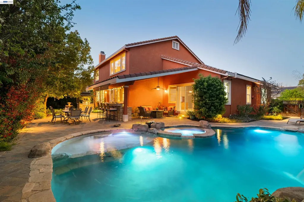 1635 Embassy Circle Livermore CA 94550