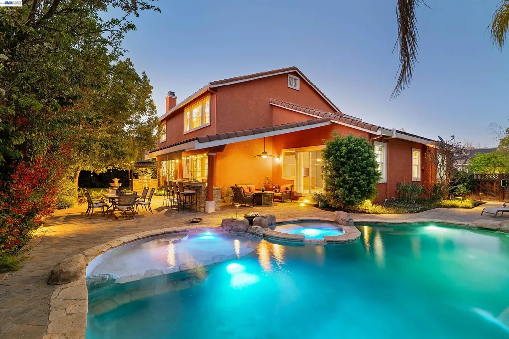 1635 Embassy Circle Livermore CA 94550
