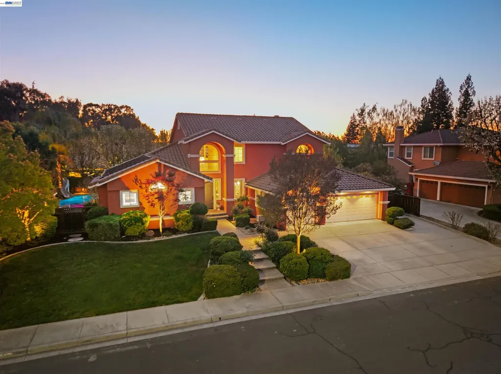 1635 Embassy Circle Livermore CA 94550
