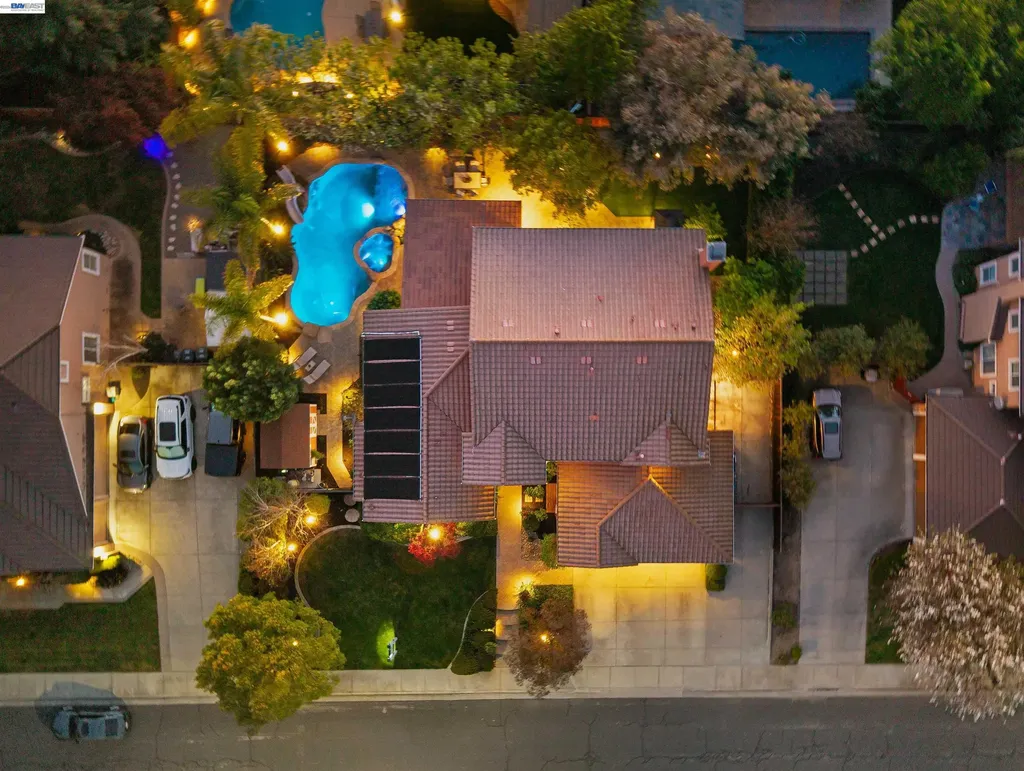 1635 Embassy Circle Livermore CA 94550