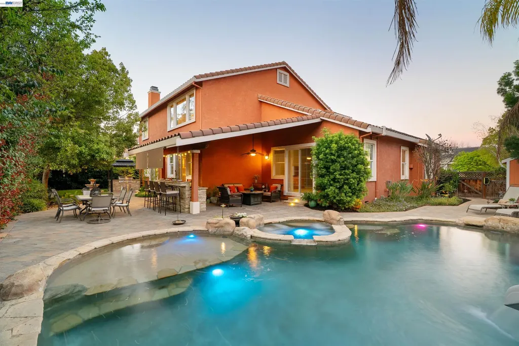 1635 Embassy Circle Livermore CA 94550