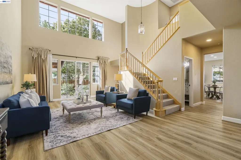 1635 Embassy Circle Livermore CA 94550