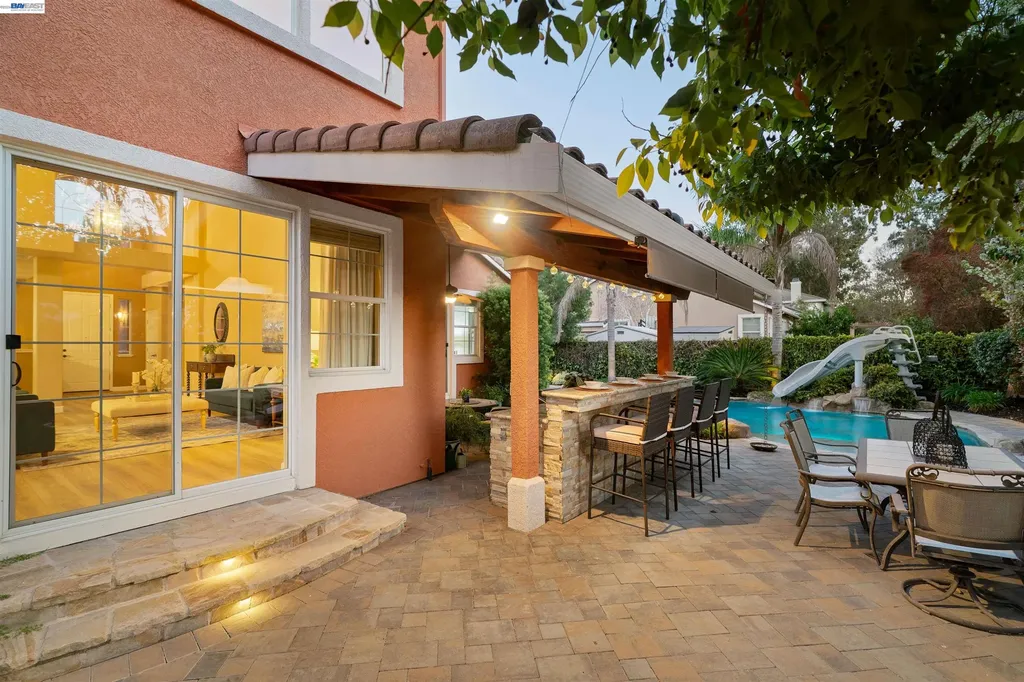 1635 Embassy Circle Livermore CA 94550