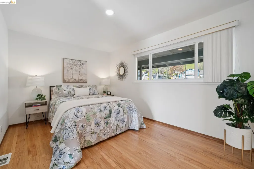 30229 Treeview Street Hayward CA 94544