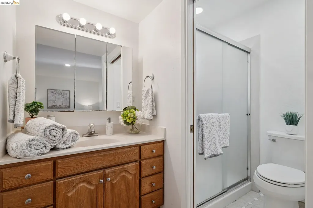 30229 Treeview Street Hayward CA 94544