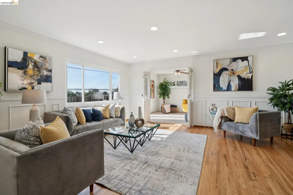 30229 Treeview Street Hayward CA 94544