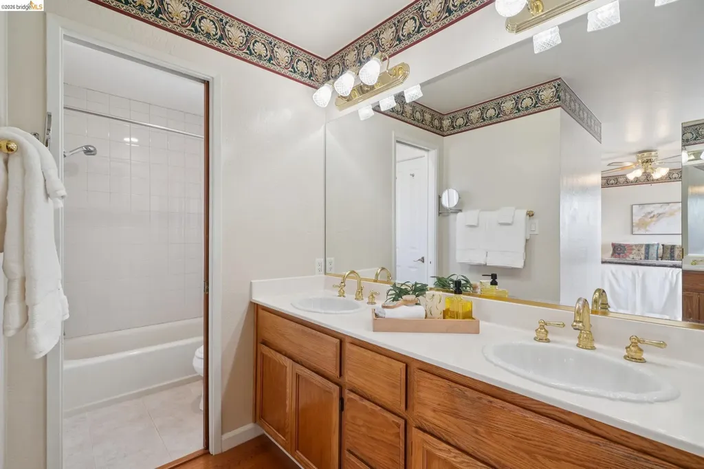 30229 Treeview Street Hayward CA 94544