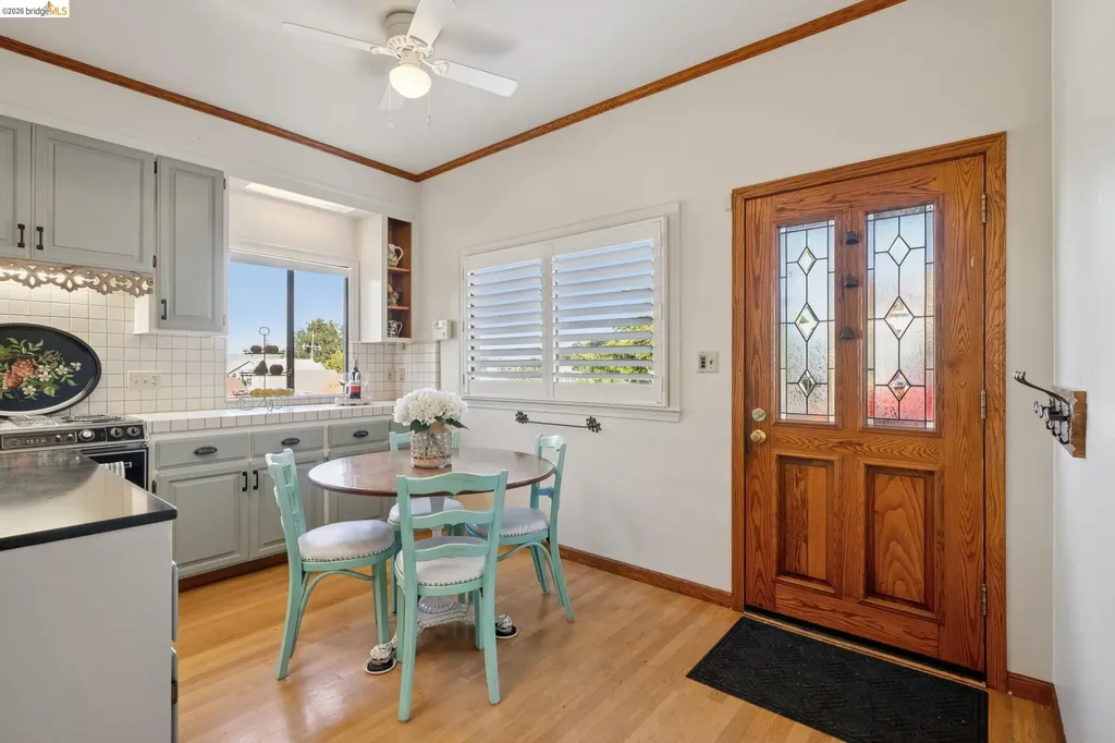 822 A Street Crockett CA 94525