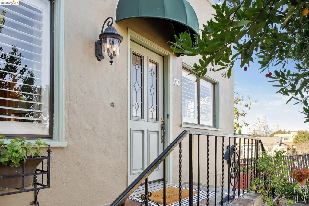 822 A Street Crockett CA 94525