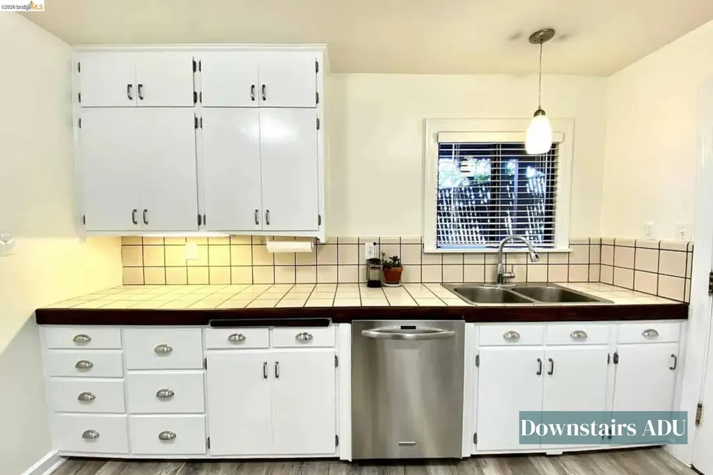 822 A Street Crockett CA 94525