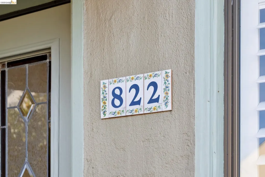 822 A Street Crockett CA 94525