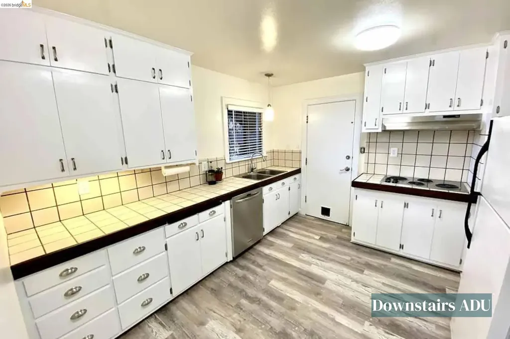 822 A Street Crockett CA 94525