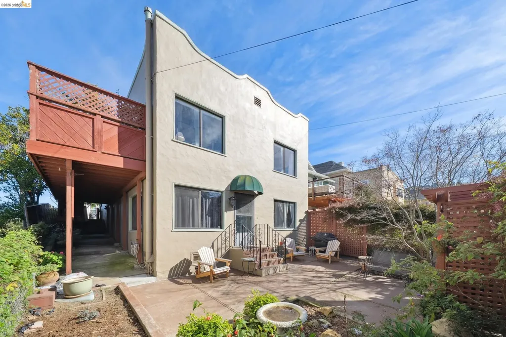 822 A Street Crockett CA 94525