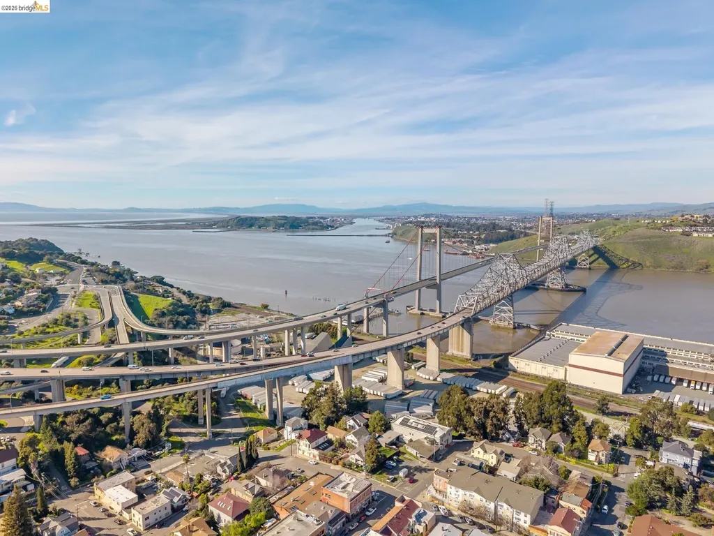 822 A Street Crockett CA 94525