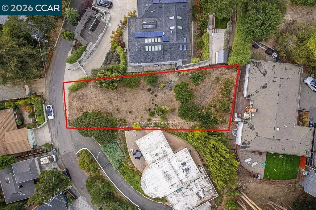 4445 Arcadia Oakland CA 94602