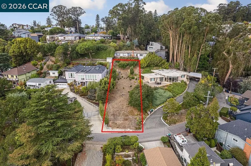 4445 Arcadia Oakland CA 94602