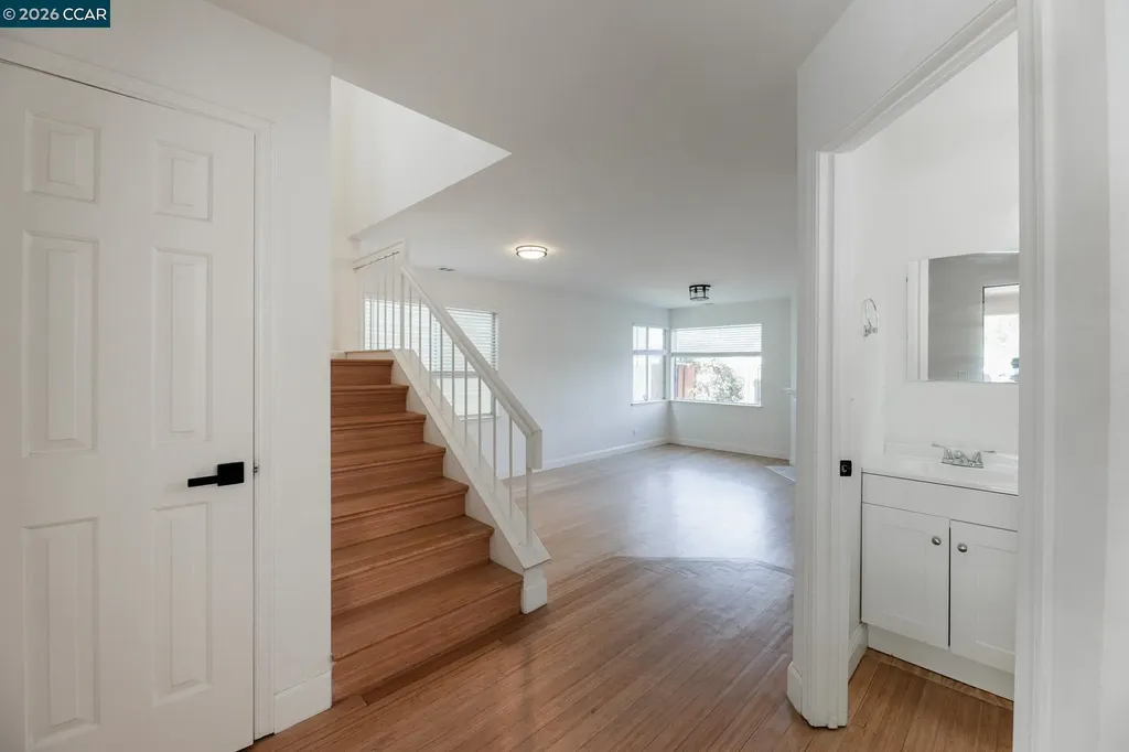 528 Dohrmann Lane Pinole CA 94564