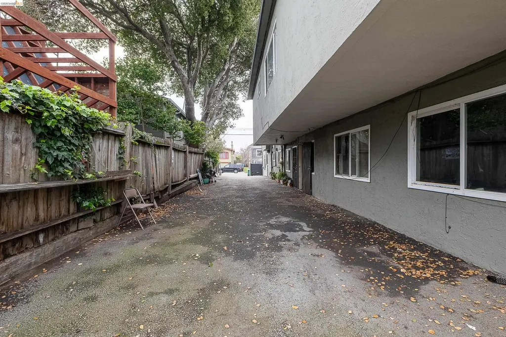 1535 Julia Street Berkeley CA 94703