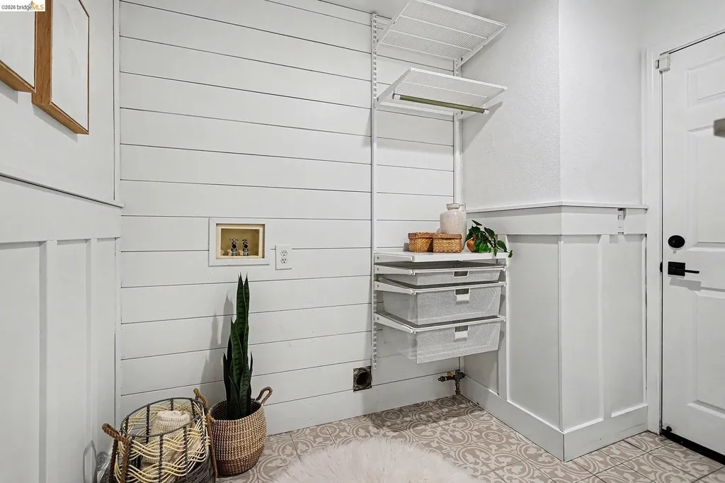 2013 Hedge Avenue Brentwood CA 94513