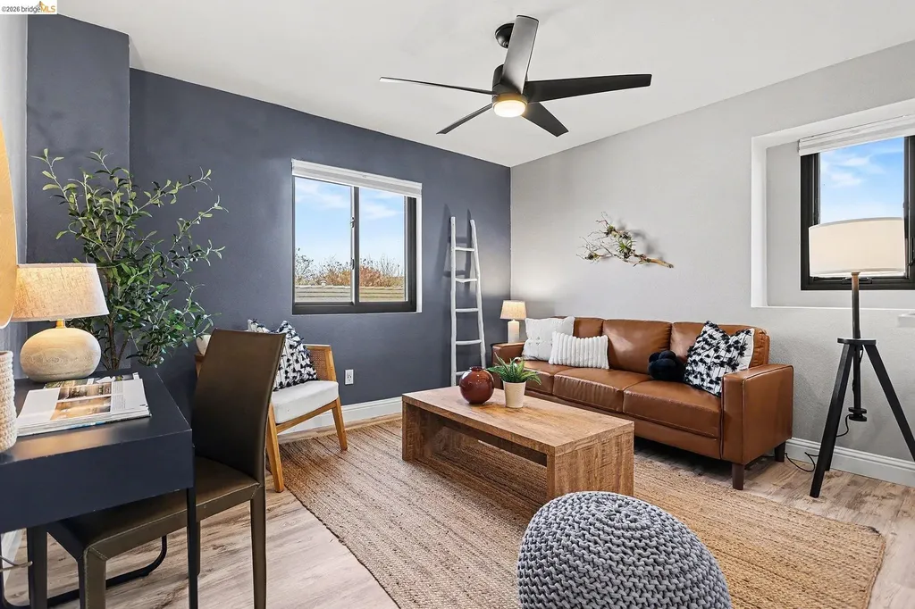 2013 Hedge Avenue Brentwood CA 94513