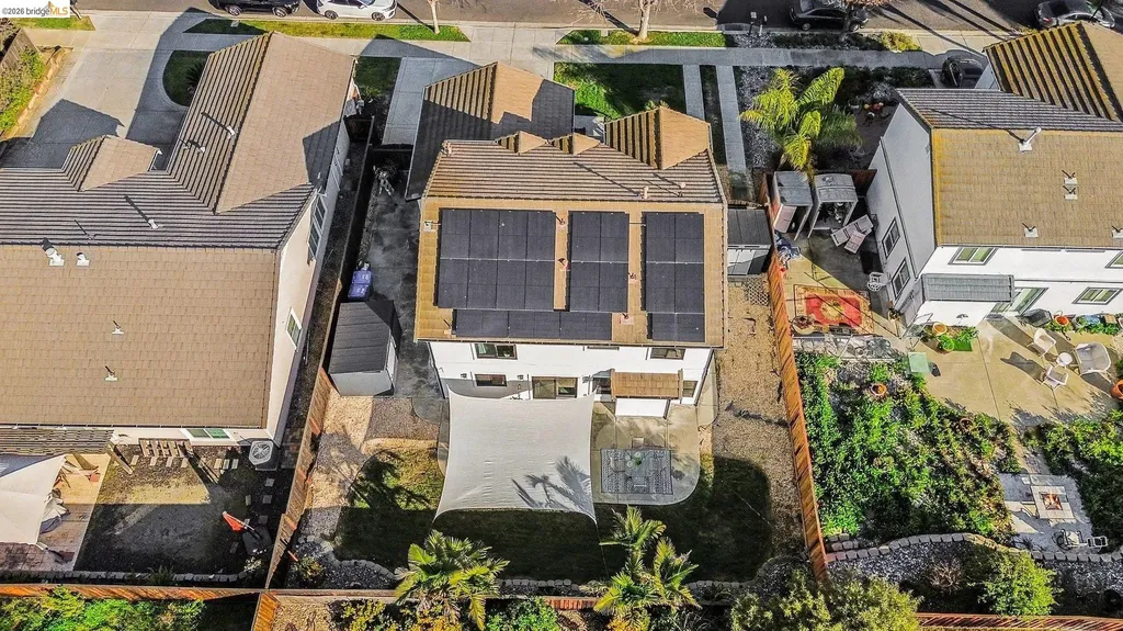 2013 Hedge Avenue Brentwood CA 94513