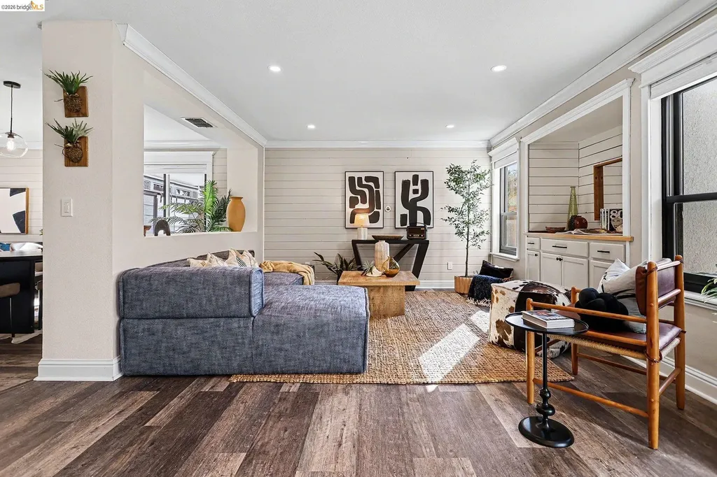 2013 Hedge Avenue Brentwood CA 94513