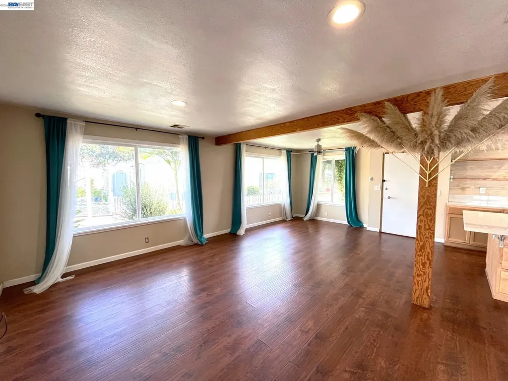 179 Kona Circle Union City CA 94587