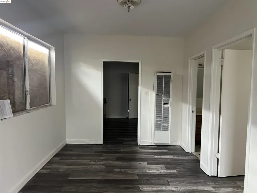 1217 82nd Avenue Oakland CA 94621