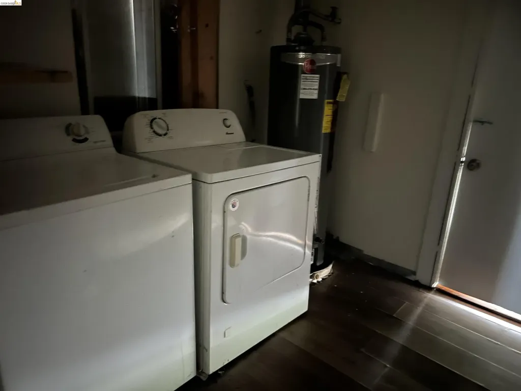 1217 82nd Avenue Oakland CA 94621